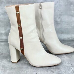 Cream Ankle Boots with Gold Accent Buttons Size 8.5